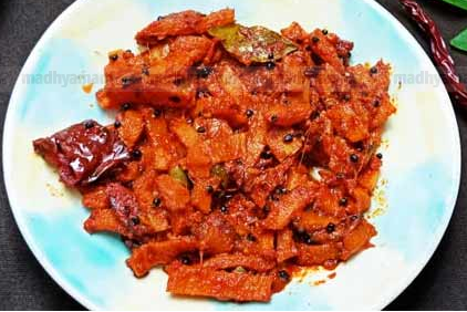 Banana Stem (Vazhaithandu) Pickle – 250gms - NirmalyamFoods