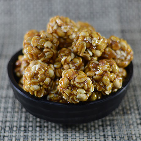 Kadalai Urundai (Peanut Sweet Balls)
